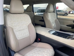 Nissan Armada Platinum 4x4 2026