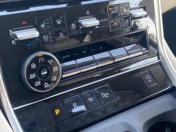 Nissan Armada Platinum 4x4 2026