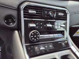 Nissan Armada Platinum 4x4 2025