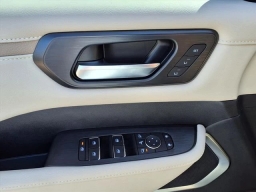 Nissan Armada Platinum 4x4 2026