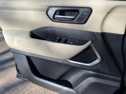 Nissan Armada Platinum 4x4 2026