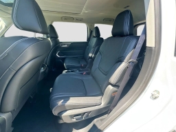 INFINITI QX80 LUXE AWD 2026