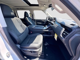 INFINITI QX80 LUXE AWD 2026