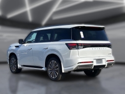 INFINITI QX80 LUXE AWD 2026