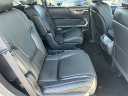 INFINITI QX80 LUXE AWD 2026