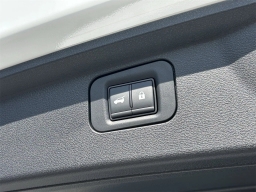 INFINITI QX80 LUXE AWD 2026