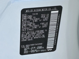 INFINITI QX80 LUXE AWD 2026