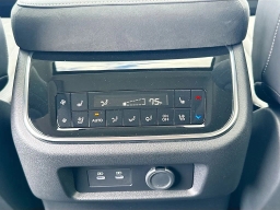 INFINITI QX80 LUXE AWD 2026