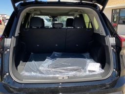 Nissan Rogue SV AWD 2026