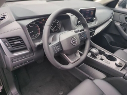 Nissan Rogue Dark Armor AWD 2026