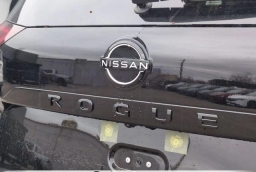 Nissan Rogue Dark Armor AWD 2026