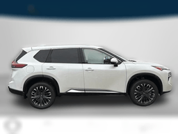 Nissan Rogue Platinum AWD 2026