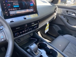 Nissan Rogue Platinum AWD 2026