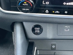 Nissan Rogue Platinum AWD 2026