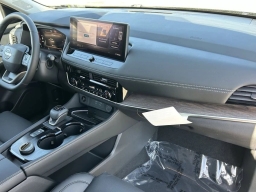 Nissan Rogue Platinum AWD 2026