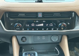 Nissan Rogue Platinum AWD 2026