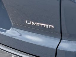 Toyota Crown Signia Limited AWD (Natl) 2026