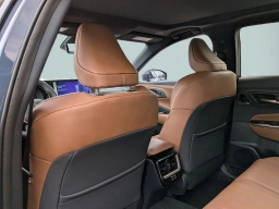 Toyota Crown Signia Limited AWD (Natl) 2026