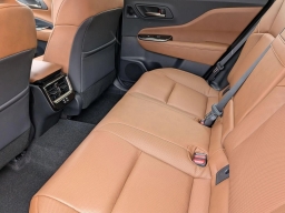 Toyota Crown Signia Limited AWD (Natl) 2026