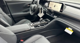 Toyota Crown Signia Limited AWD (Natl) 2026