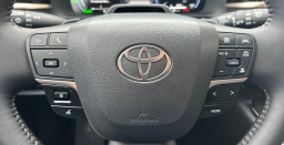 Toyota Crown Signia Limited AWD (Natl) 2026