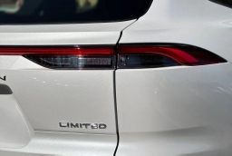 Toyota Crown Signia Limited AWD (Natl) 2026