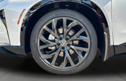 Toyota Crown Signia Limited AWD (Natl) 2026