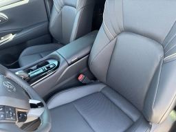 Toyota Crown Signia Limited AWD (Natl) 2026