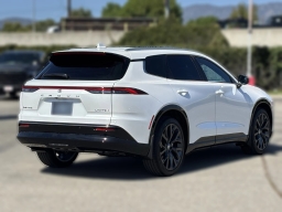 Toyota Crown Signia Limited AWD (Natl) 2026