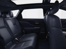 Toyota Crown Signia Limited AWD (Natl) 2026