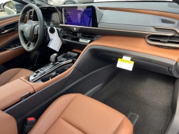 Toyota Crown Signia Limited AWD (Natl) 2026