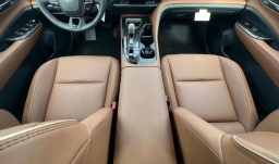 Toyota Crown Signia Limited AWD (Natl) 2026