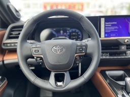 Toyota Crown Signia Limited AWD (Natl) 2026