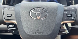 Toyota Crown Signia Limited AWD (Natl) 2026