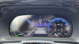 Toyota Crown Signia Limited AWD (Natl) 2026