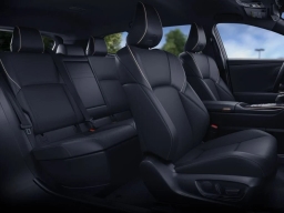 Toyota Crown Signia XLE AWD (Natl) 2026