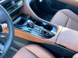 Toyota Crown Signia Limited AWD (Natl) 2026