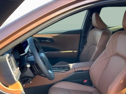 Toyota Crown Signia Limited AWD (Natl) 2026