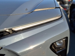 Toyota Crown Signia Limited AWD (Natl) 2025