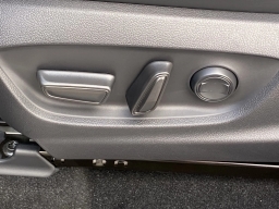 Toyota Crown Signia Limited AWD (Natl) 2026