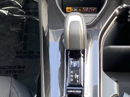 Toyota Crown Signia Limited AWD (Natl) 2026