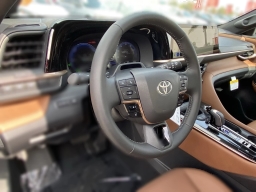 Toyota Crown Signia Limited AWD (Natl) 2026