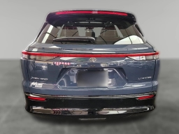 Toyota Crown Signia Limited AWD (Natl) 2026