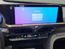 Toyota Crown Signia Limited AWD (Natl) 2026