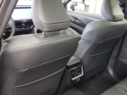 Toyota Crown Signia Limited AWD (Natl) 2026