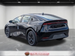 Toyota Prius LE (Natl) 2026