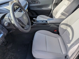 Toyota Prius LE (Natl) 2026