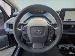 Toyota Prius LE (Natl) 2026