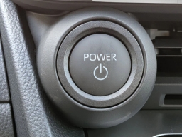 Toyota Prius LE (Natl) 2026