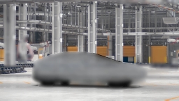Toyota Prius Limited (Natl) 2026
